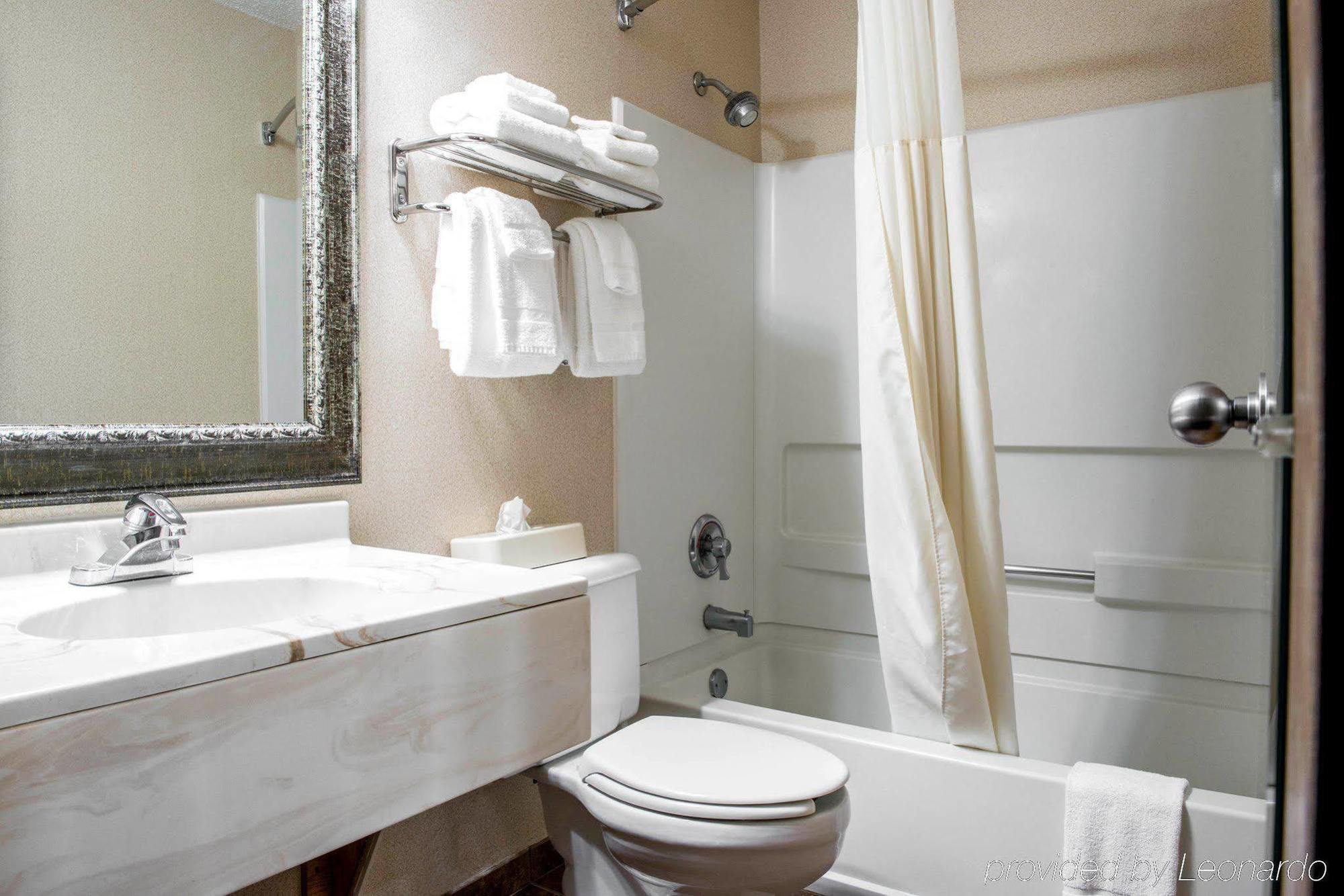 Quality Inn Meadville Εξωτερικό φωτογραφία